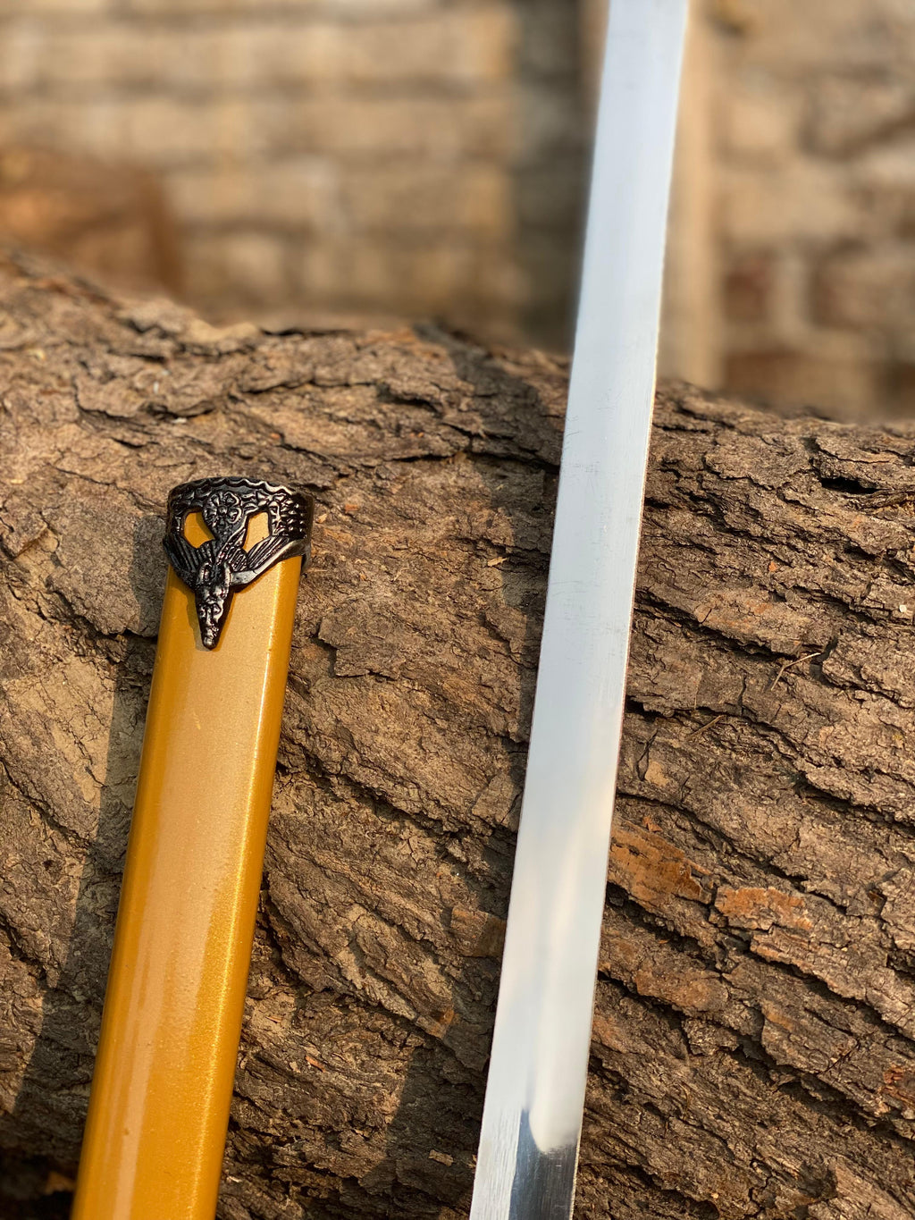 Yellow katana